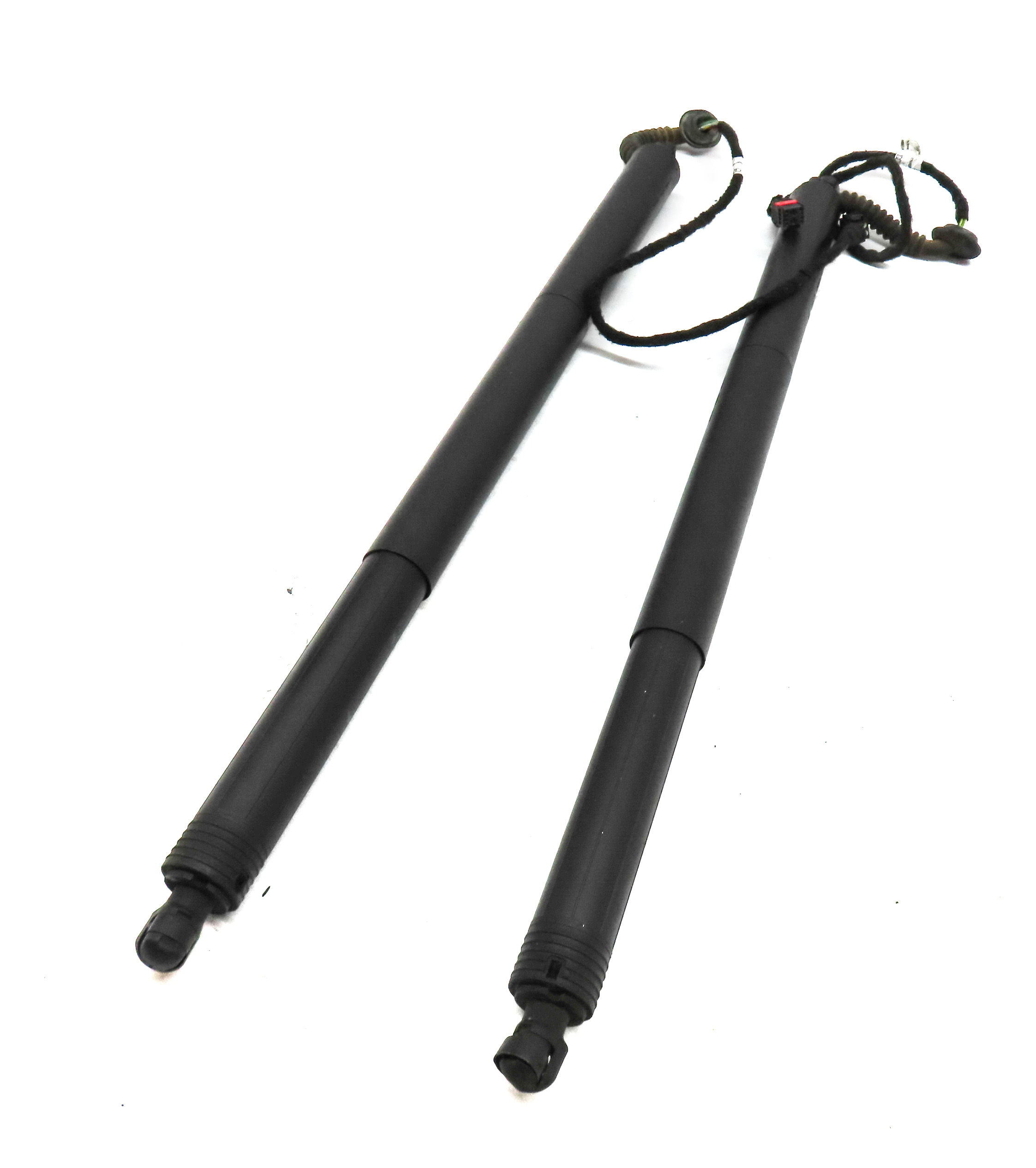 2015-2018 AUDI Q3 (8U) REAR LEFT & RIGHT ELECTRIC TRUNK SHOCK STRUT SET-2 — exact item pictured